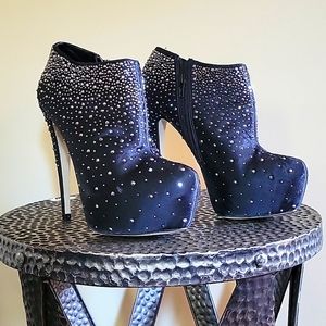 ALDO Booties - size 7.5